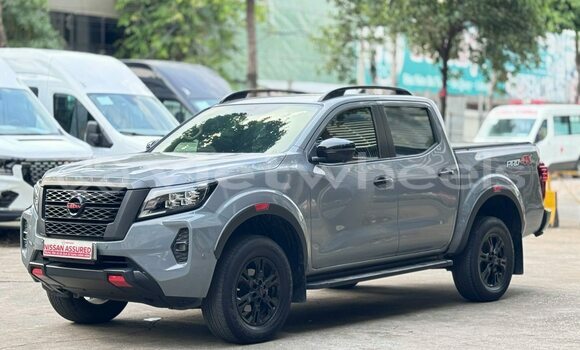 Buy Used Nissan Navara Car Buy Used Nissan Navara Car