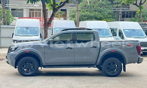 Buy Used Nissan Navara Car Buy Used Nissan Navara Car