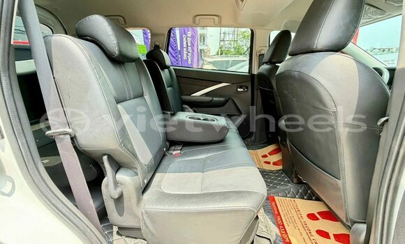 Buy Used Mitsubishi Xpander Car Buy Used Mitsubishi Xpander Car