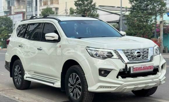 Buy Used Nissan TERRA Car Buy Used Nissan TERRA Car