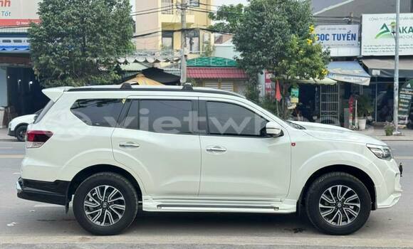 Buy Used Nissan TERRA Car Buy Used Nissan TERRA Car