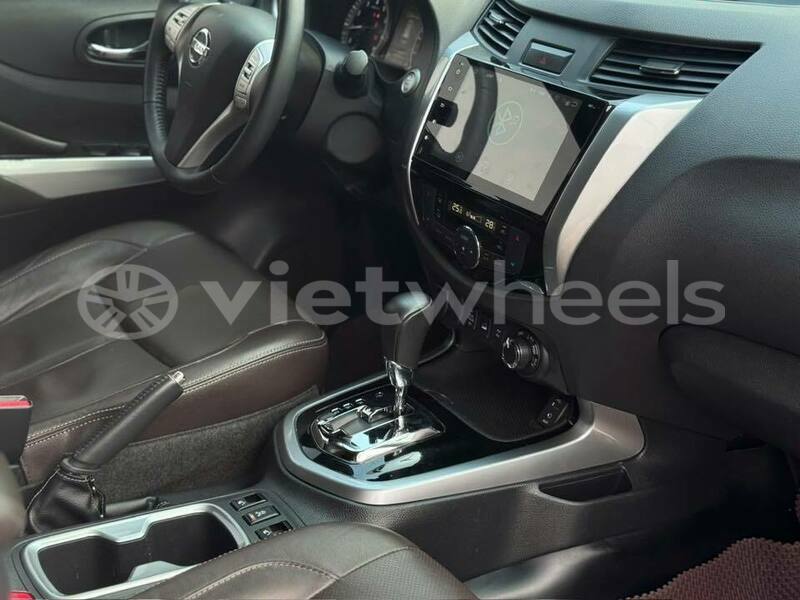 Big with watermark nissan terra tinh lam gjong gjam rong 37238