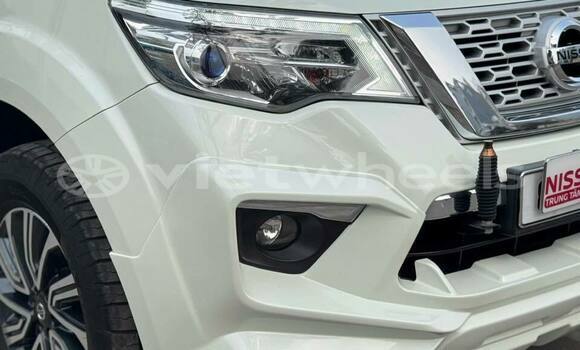 Buy Used Nissan TERRA Car Buy Used Nissan TERRA Car