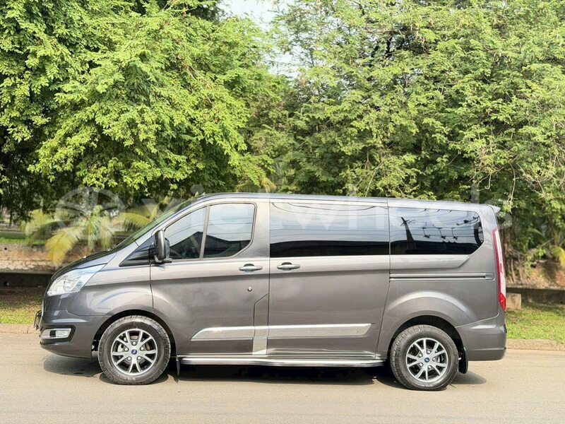 Big with watermark ford tourneo tinh thua thien hue huyen a luoi 37239