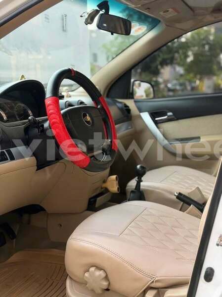 Big with watermark chevrolet aveo hanoi saigon 37246