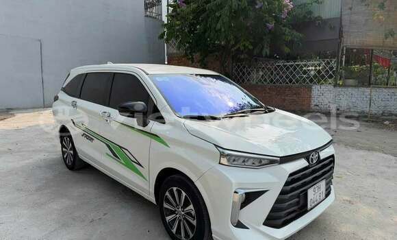 Buy Used Toyota Avanza Car Buy Used Toyota Avanza Car