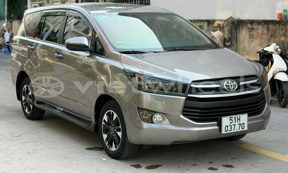 Buy Used Toyota Innova Car Buy Used Toyota Innova Car