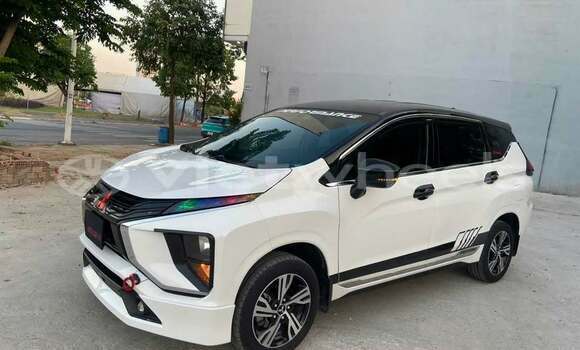 Buy Used Mitsubishi Xpander Car Buy Used Mitsubishi Xpander Car