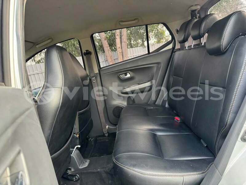 Big with watermark toyota wigo hanoi saigon 37261