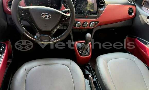 Buy Used Hyundai i10 Car Buy Used Hyundai i10 Car