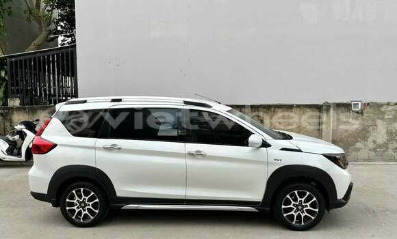 Buy Used Suzuki XL7 Car Buy Used Suzuki XL7 Car