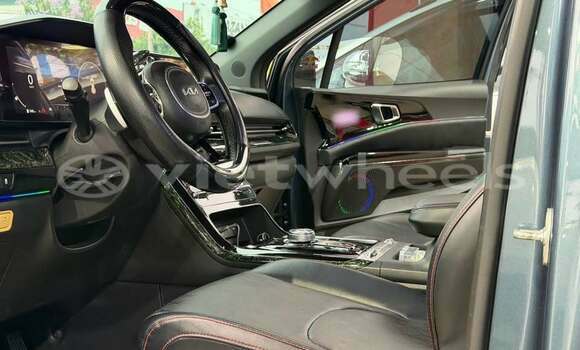 Buy Used Kia Carnival Car Buy Used Kia Carnival Car