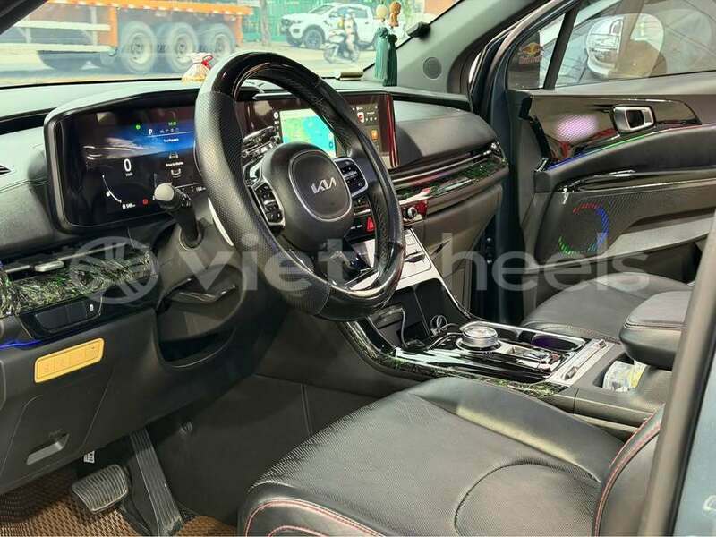 Big with watermark kia carnival hanoi saigon 37265