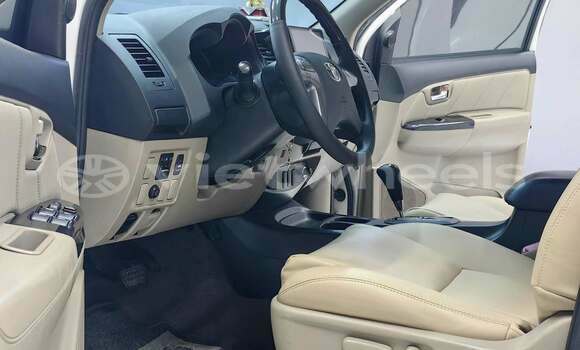 Buy Used Toyota Fortuner Car Buy Used Toyota Fortuner Car