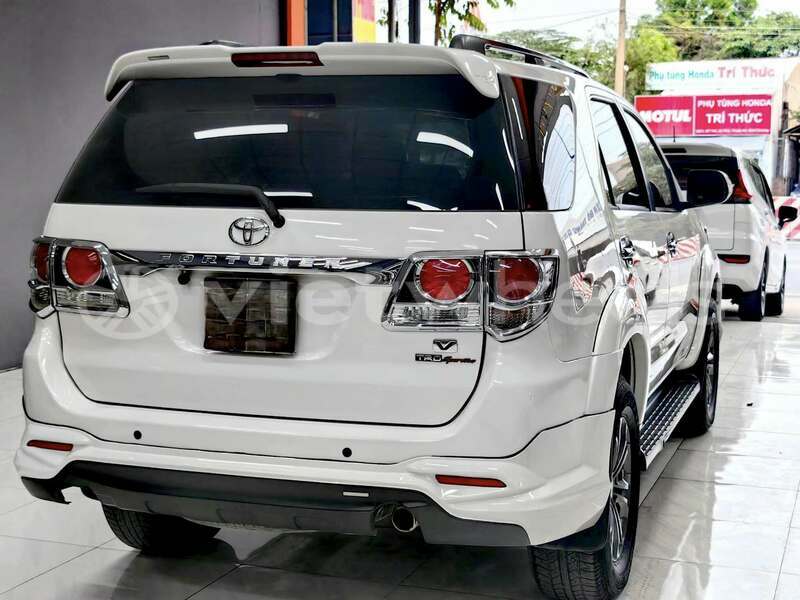 Big with watermark toyota fortuner hanoi saigon 37274