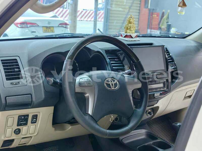 Big with watermark toyota fortuner hanoi saigon 37274