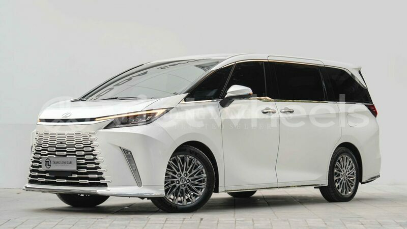 Big with watermark lexus lm300h tinh lam gjong gjam rong 37286