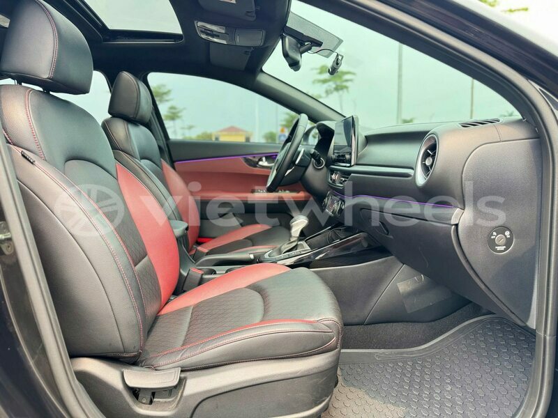 Big with watermark kia k3 hanoi saigon 37300