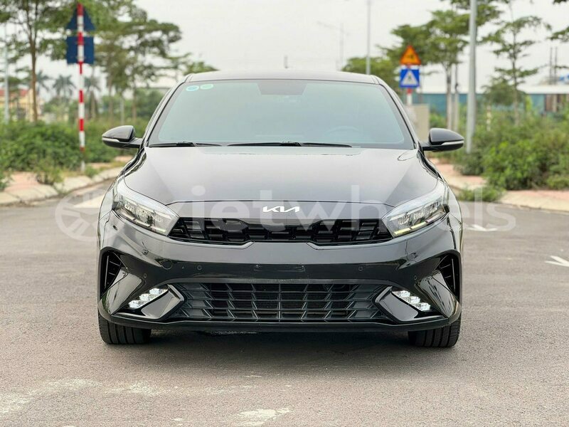 Big with watermark kia k3 hanoi saigon 37300