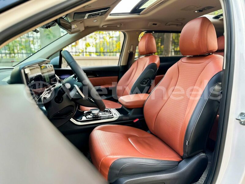 Big with watermark kia carnival tinh lam gjong gjam rong 37306