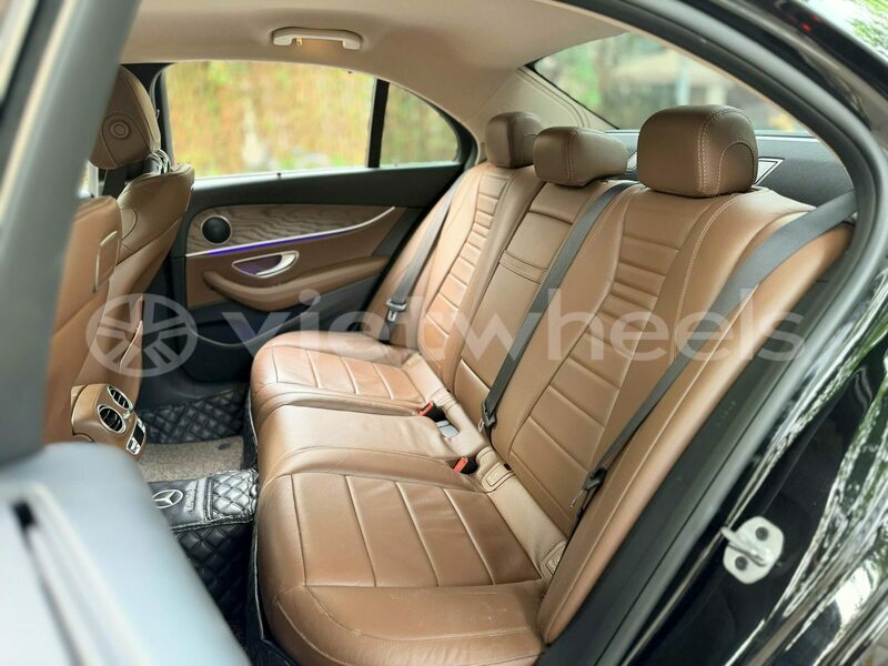 Big with watermark mercedes benz e class tinh lam gjong gjam rong 37310