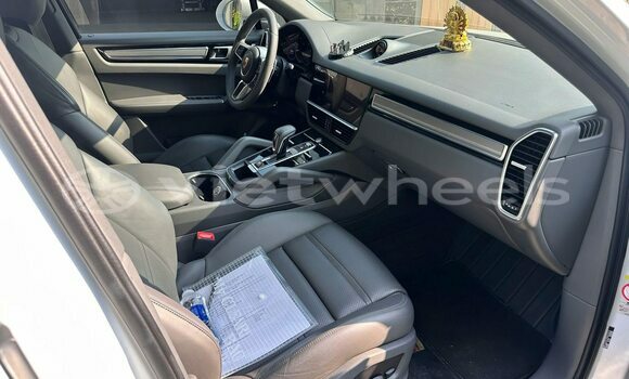 Mua Đã sử dụng Porsche Cayenne Xe ô tô Mua Đã sử dụng Porsche Cayenne Xe ô tô