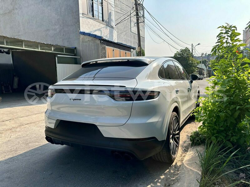 Big with watermark porsche cayenne thanh pho can tho cai rang 37312