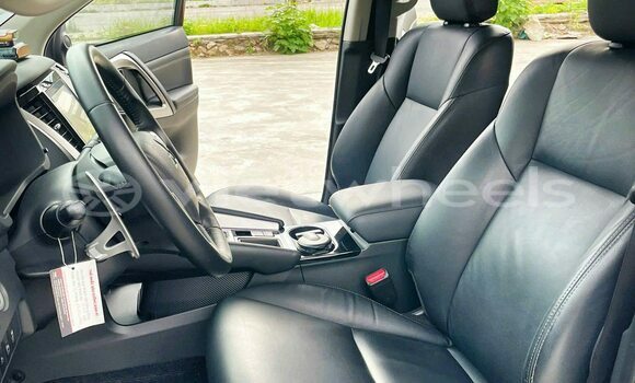 Mua Đã sử dụng Mitsubishi Pajero Xe ô tô Mua Đã sử dụng Mitsubishi Pajero Xe ô tô