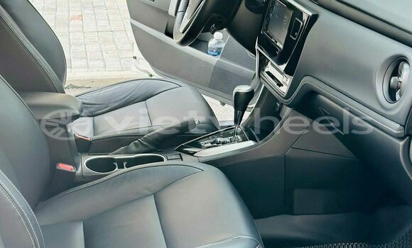 Mua Đã sử dụng Toyota Corolla Altis Xe ô tô Mua Đã sử dụng Toyota Corolla Altis Xe ô tô