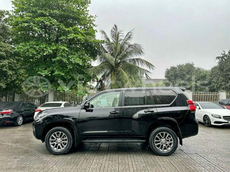 Big with watermark toyota prado tinh thua thien hue huyen a luoi 37333