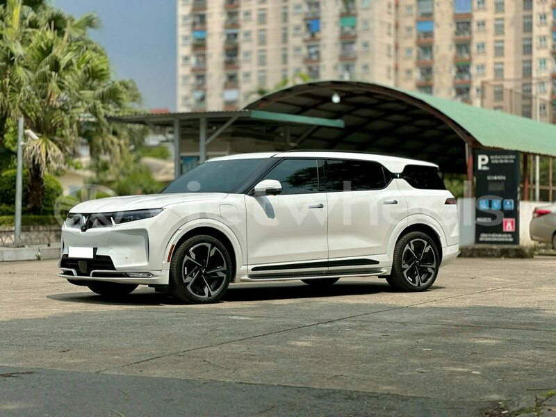 Big with watermark vinfast luxury a 2 0 tinh lam gjong gjam rong 37335