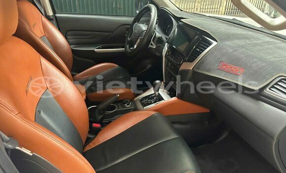 Mua Đã sử dụng Mitsubishi Triton Xe ô tô Mua Đã sử dụng Mitsubishi Triton Xe ô tô