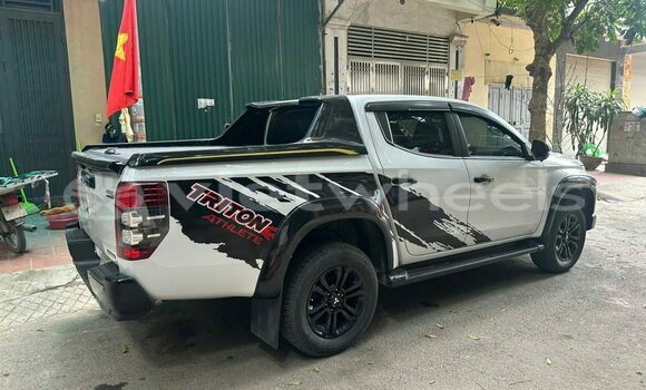 Mua Đã sử dụng Mitsubishi Triton Xe ô tô Mua Đã sử dụng Mitsubishi Triton Xe ô tô