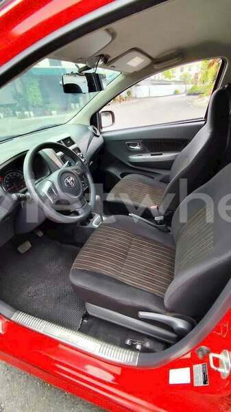 Big with watermark toyota wigo hanoi saigon 37354