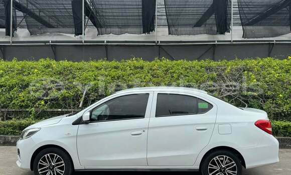 Mua Đã sử dụng Mitsubishi Attrage Xe ô tô Mua Đã sử dụng Mitsubishi Attrage Xe ô tô