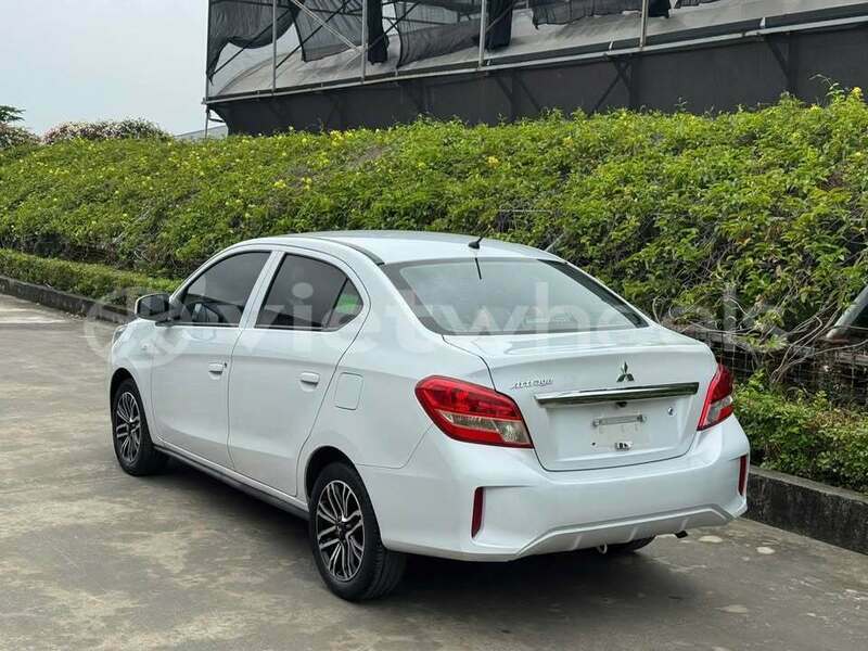 Big with watermark mitsubishi attrage tinh lam gjong gjam rong 37355