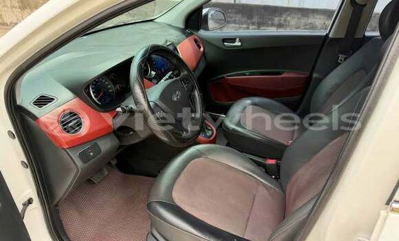 Mua Đã sử dụng Hyundai i10 Xe ô tô Mua Đã sử dụng Hyundai i10 Xe ô tô