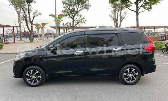 Mua Đã sử dụng Suzuki Ertiga Xe ô tô Mua Đã sử dụng Suzuki Ertiga Xe ô tô