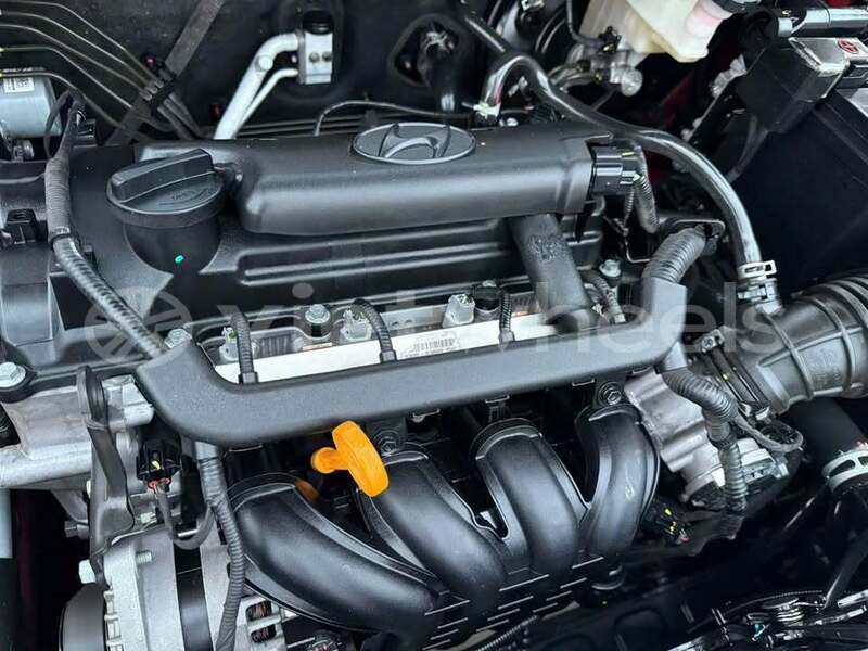 Big with watermark hyundai accent tinh lam gjong gjam rong 37373