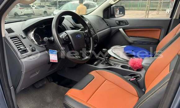 Mua Đã sử dụng Ford Ranger XLS 2.2L 4x2 AT Xe ô tô Mua Đã sử dụng Ford Ranger XLS 2.2L 4x2 AT Xe ô tô