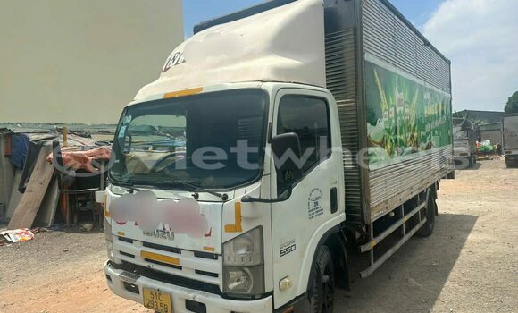 Buy Used ISUZU TROOPER Car Buy Used ISUZU TROOPER Car