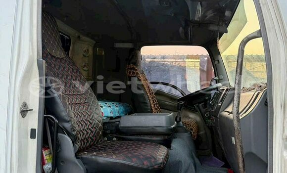 Buy Used ISUZU mu-X Car Buy Used ISUZU mu-X Car