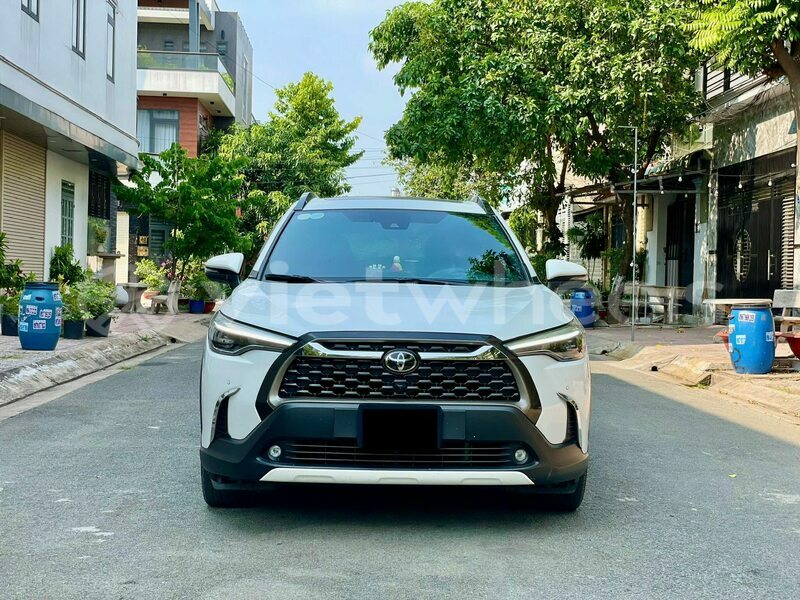 Big with watermark toyota cross hanoi saigon 37394