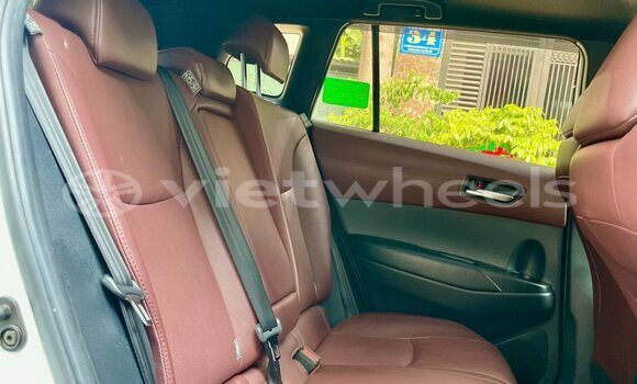 Mua Đã sử dụng Toyota CROSS Xe ô tô Mua Đã sử dụng Toyota CROSS Xe ô tô