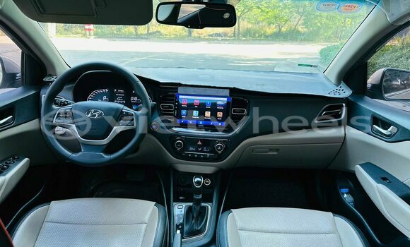 Mua Đã sử dụng Hyundai Accent Xe ô tô Mua Đã sử dụng Hyundai Accent Xe ô tô