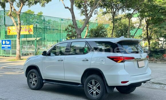 Mua Đã sử dụng Toyota Fortuner Xe ô tô Mua Đã sử dụng Toyota Fortuner Xe ô tô