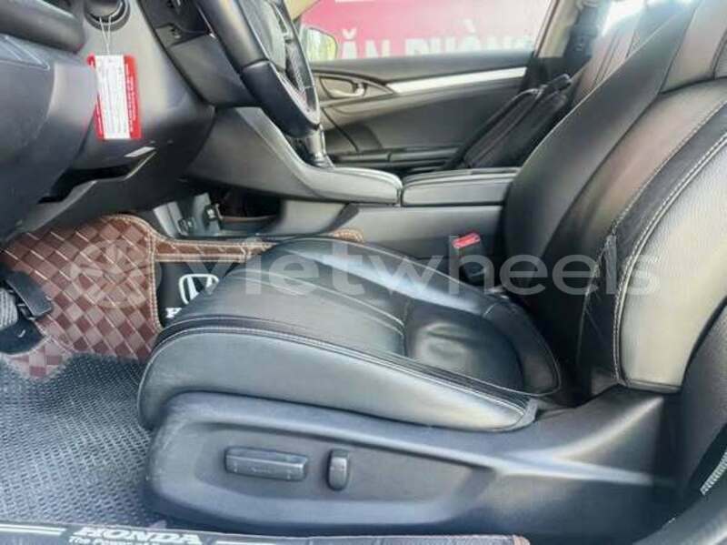 Big with watermark honda civic hanoi saigon 37402