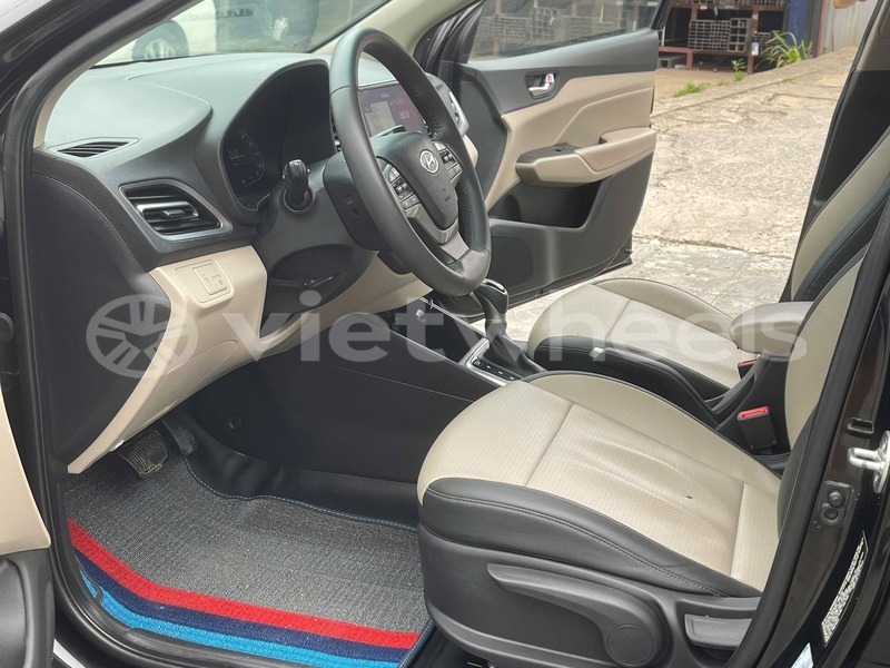 Big with watermark hyundai accent an giang huyen an phu 37412