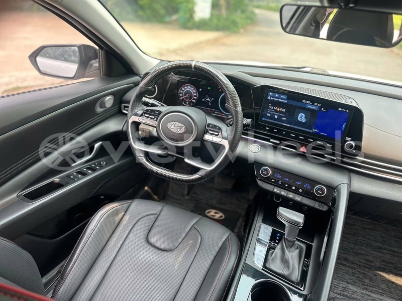 Big with watermark hyundai elantra tinh lam gjong gjam rong 37413