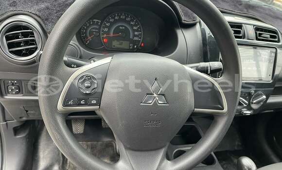 Mua Đã sử dụng Mitsubishi Attrage Xe ô tô Mua Đã sử dụng Mitsubishi Attrage Xe ô tô